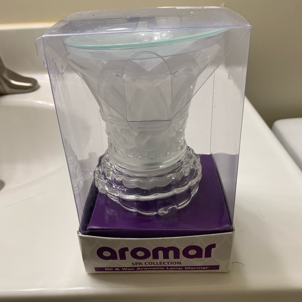 Oil and wax lamp warmer